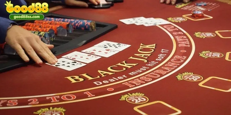 Quy định các hành động và tính điểm cụ thể trong bài Blackjack